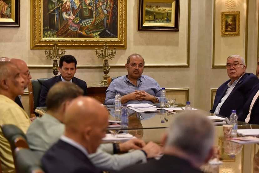 وزير الرياضة يلتقى مجلس إدارة اللجنة الأوليمبية (9)