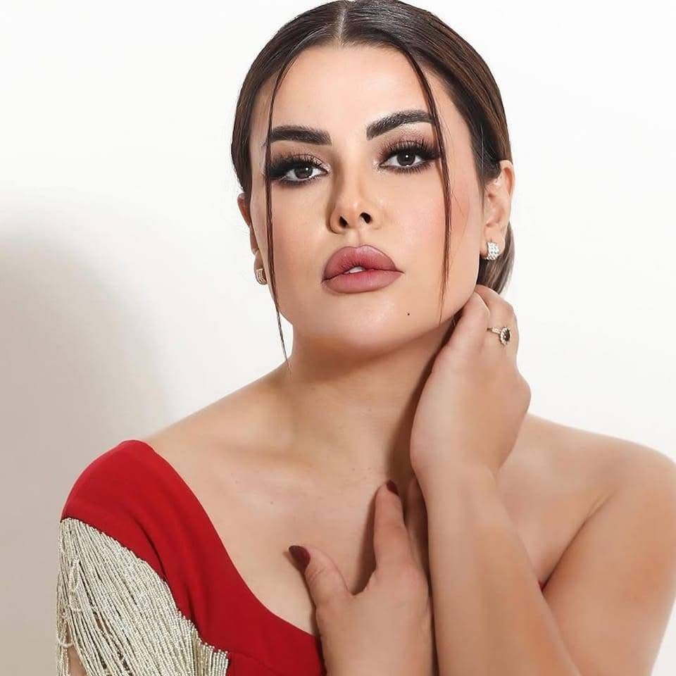 أماني السويسي (1)