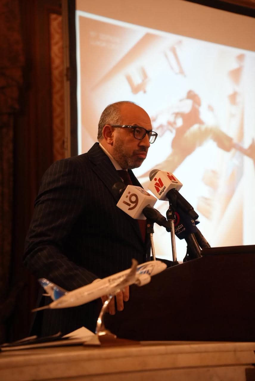 حسام المندوه الحسيني (1)