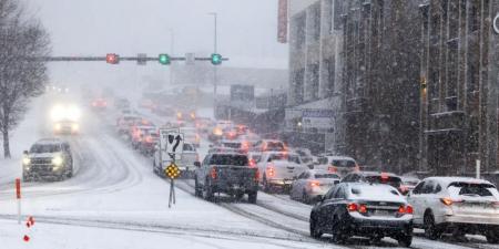 أمريكا تستعد لعاصفة ثلجية جديدة.. والمطارات تتأهب