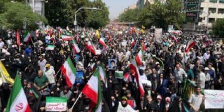 مستعدون لمساعدتكم.. الاستخبارات الأمريكية توجه رسالة للشعب الإيراني