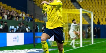 دوري روشن: النصر يعود للصدارة برباعية في شباك الحزم