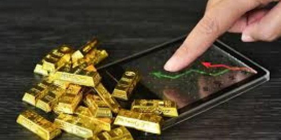 الذهب يسجل أعلى مستوى في أكثر من 3 أسابيع بدعم ضعف الدولار وقرار المحكمة